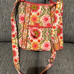 Vera Bradley pink floral Hipster
